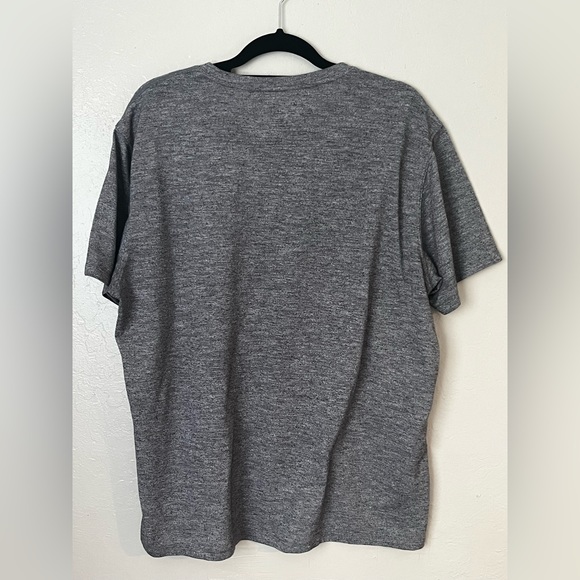 Fabletics “Grey” The Front Row Tee - Picture 6 of 7